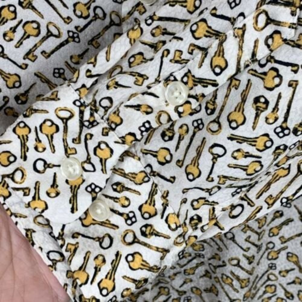 Chico’s 2 Large Novelty Print Keys Long Sleeve Collared Button Up Blouse Yellow - Picture 6 of 12